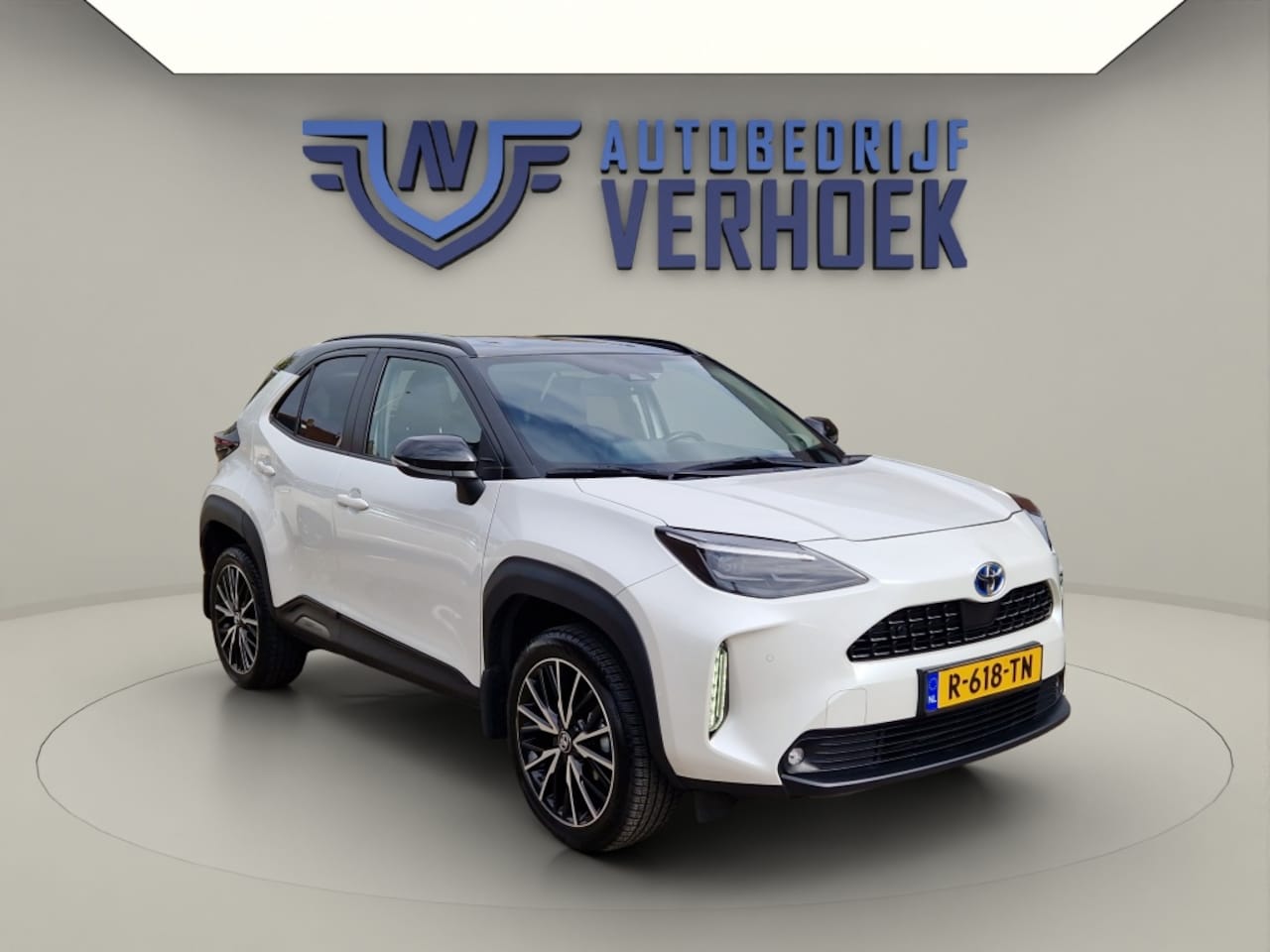 Toyota Yaris Cross - 1.5 Hybrid Executive NL-Auto - Stoelverwarming - JBL Audio - AutoWereld.nl