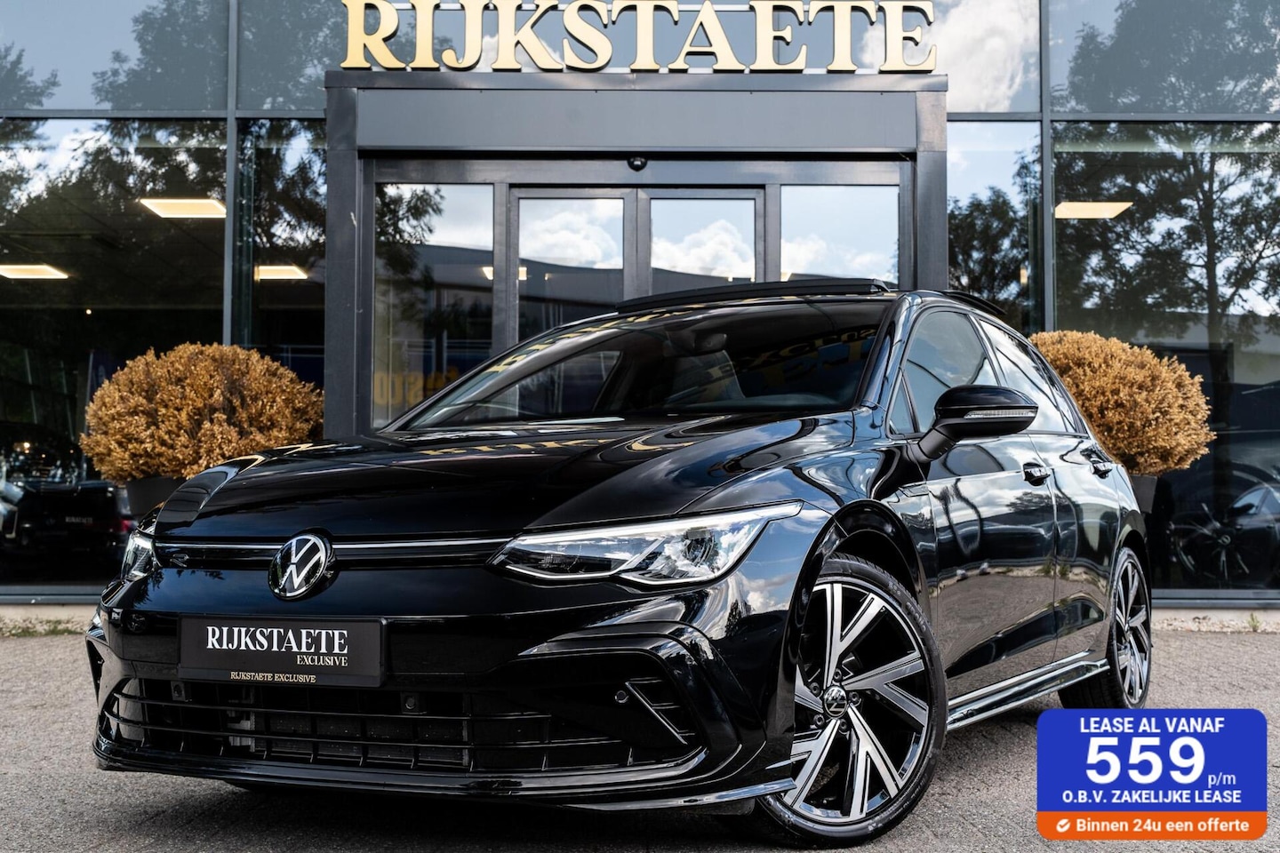 Volkswagen Golf - 1.5 eTSI R-Line|PANO|ACC|CAMERA|18''|CARPLAY - AutoWereld.nl