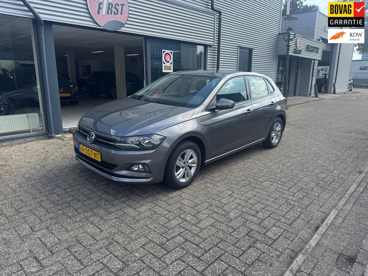 Volkswagen Polo - 1.0 TSI Comfortline Business / NAVI / Carplay - AutoWereld.nl