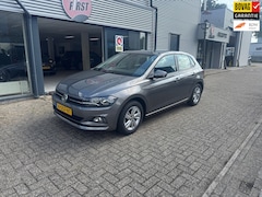 Volkswagen Polo - 1.0 TSI Comfortline Business / NAVI / Carplay