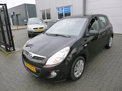Hyundai i20 - 1.4i airco, 5 deur's, 2 eigenaren