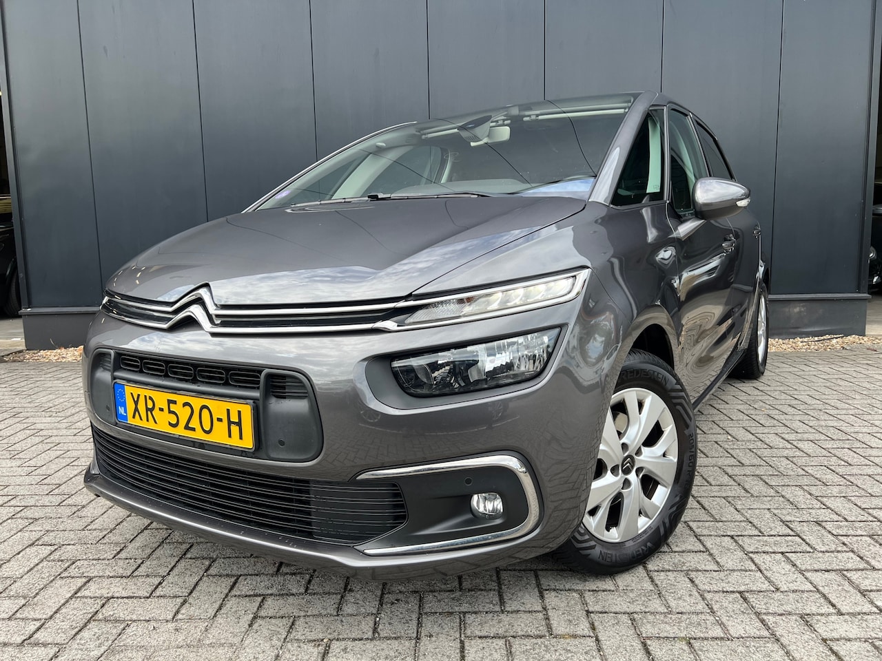 Citroën C4 SpaceTourer - 1.2 '18 VrtDash/Navi/Lmv/97Dkm!/ZrMooi - AutoWereld.nl