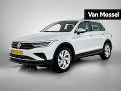 Volkswagen Tiguan - 1.5 TSI Life Business | 130 PK | Trekhaak Elektronisch Zwenkbaar | Navigatie | Ergo Stoele