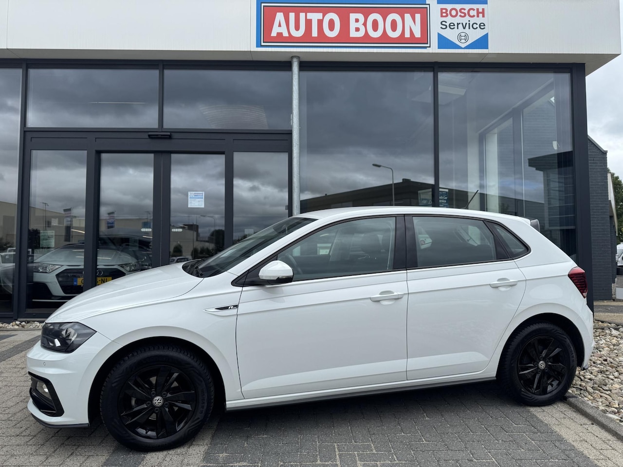 Volkswagen Polo - 1.0TSi R-LINE 95PK : APPCARPL./2xPDC/CLIMA/MEDIA/ NAVI/S&S/LED/LMV/ -2e EIG. - KM=NAP - - AutoWereld.nl