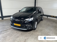 Opel Grandland X - 1.2 Turbo Business Executive | AGR Stoel | Camera | LED | PDC V&A | BLIS | Navigatie | 17"