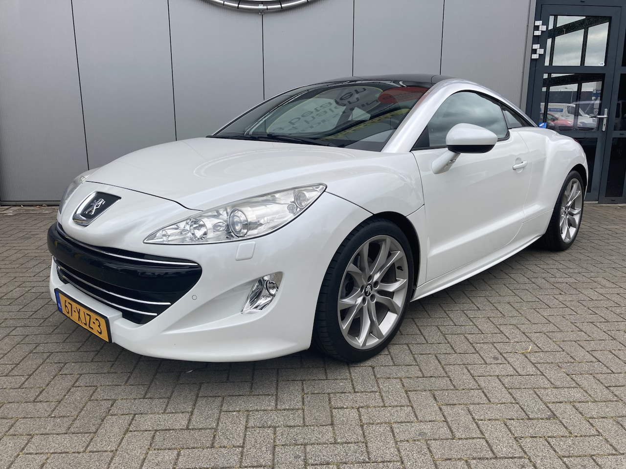 Peugeot RCZ - 1.6 THP Unieke auto! | kleur metaliek | Zwart leer | Alle opties | JBL soundsystem - AutoWereld.nl