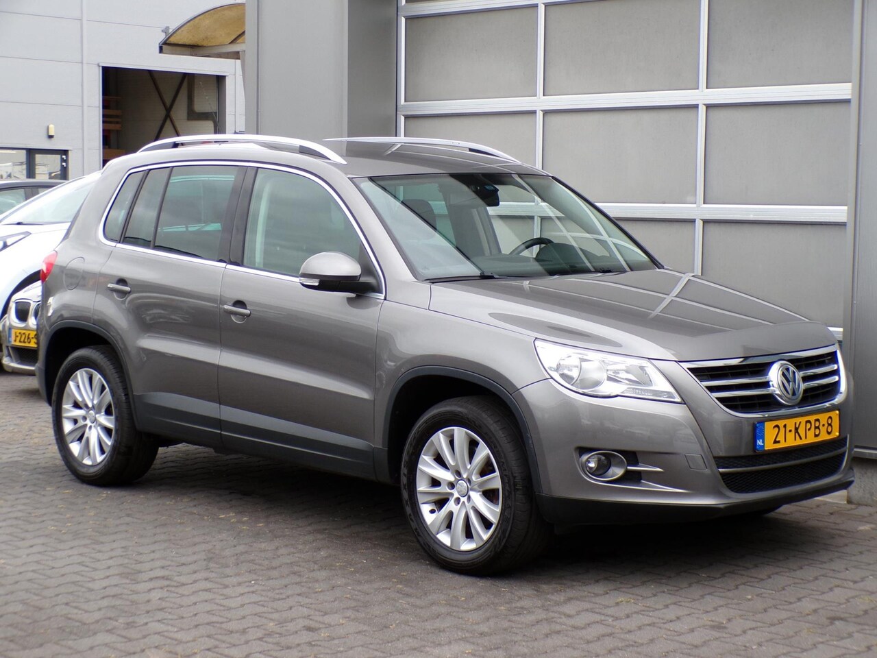 Volkswagen Tiguan - 1.4 TSI Sport&Style|Cruise|Trekhaak|Airco - AutoWereld.nl