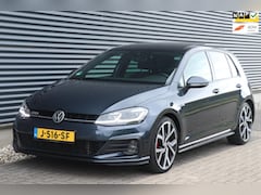 Volkswagen Golf - 2.0 TDI GTD | PANO / VIRT.COCKPIT / VOL