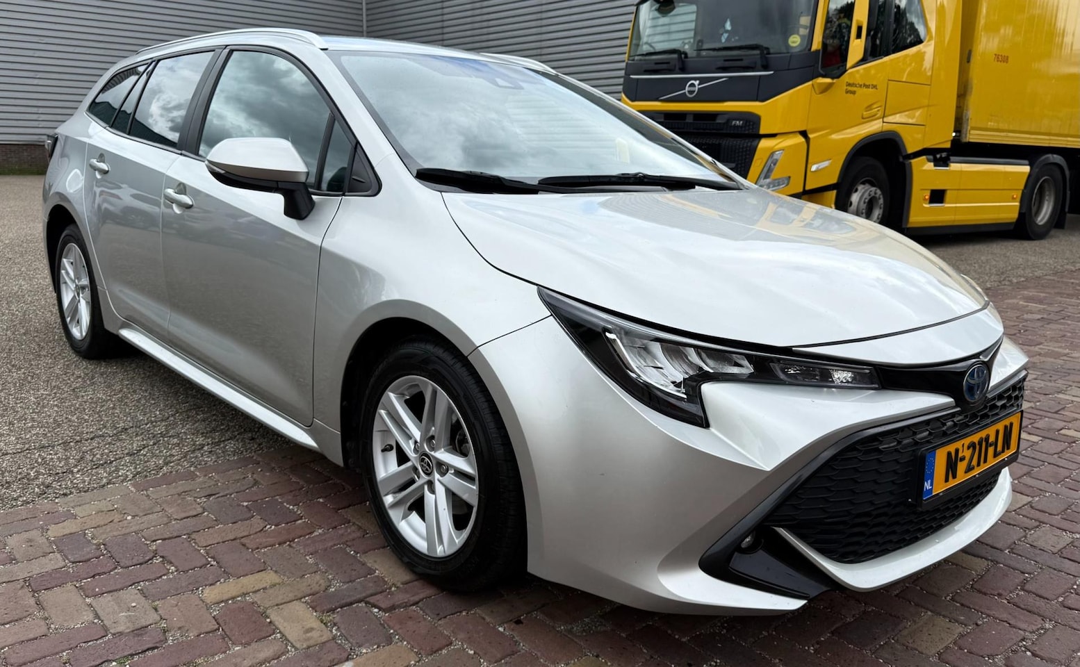 Toyota Corolla Touring Sports - 1.8 Hybrid Active 1.8 Hybrid Active - AutoWereld.nl