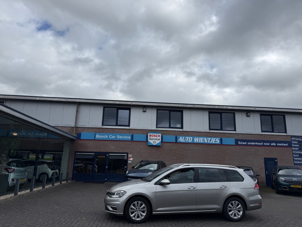 Volkswagen Golf Variant - 1.0 TSI | Comfortline | Airco-Ecc | Navi | Carplay - AutoWereld.nl