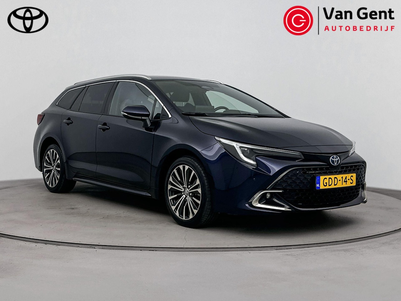 Toyota Corolla Touring Sports - Hybrid 140 Dynamic | Parkeersensoren | Stoelverwarming | Navigatie | Apple Carplay / Andro - AutoWereld.nl