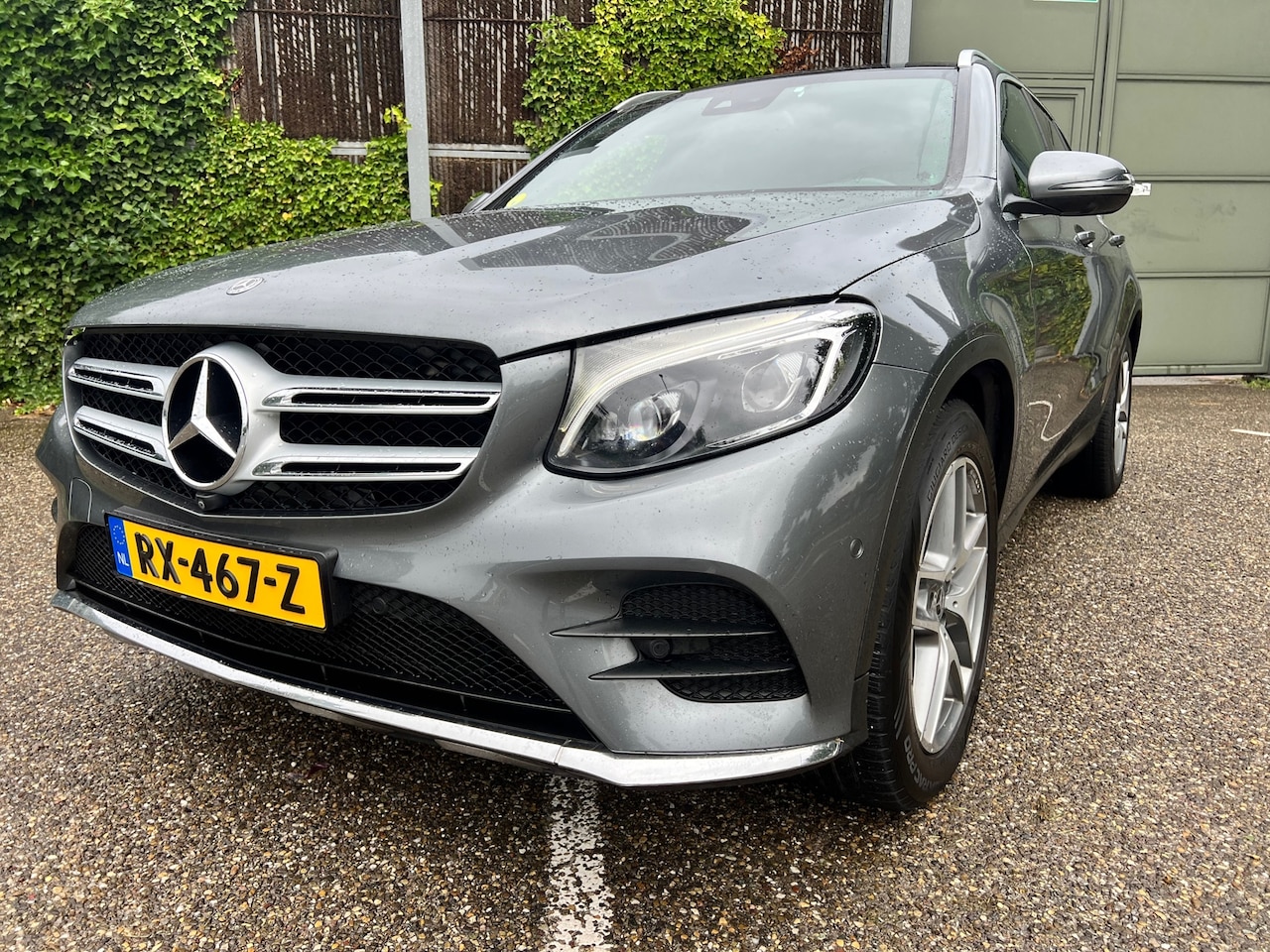 Mercedes-Benz GLC-klasse - 250 d 4MATIC AMG-pakket LEER | PANO | NAP - AutoWereld.nl