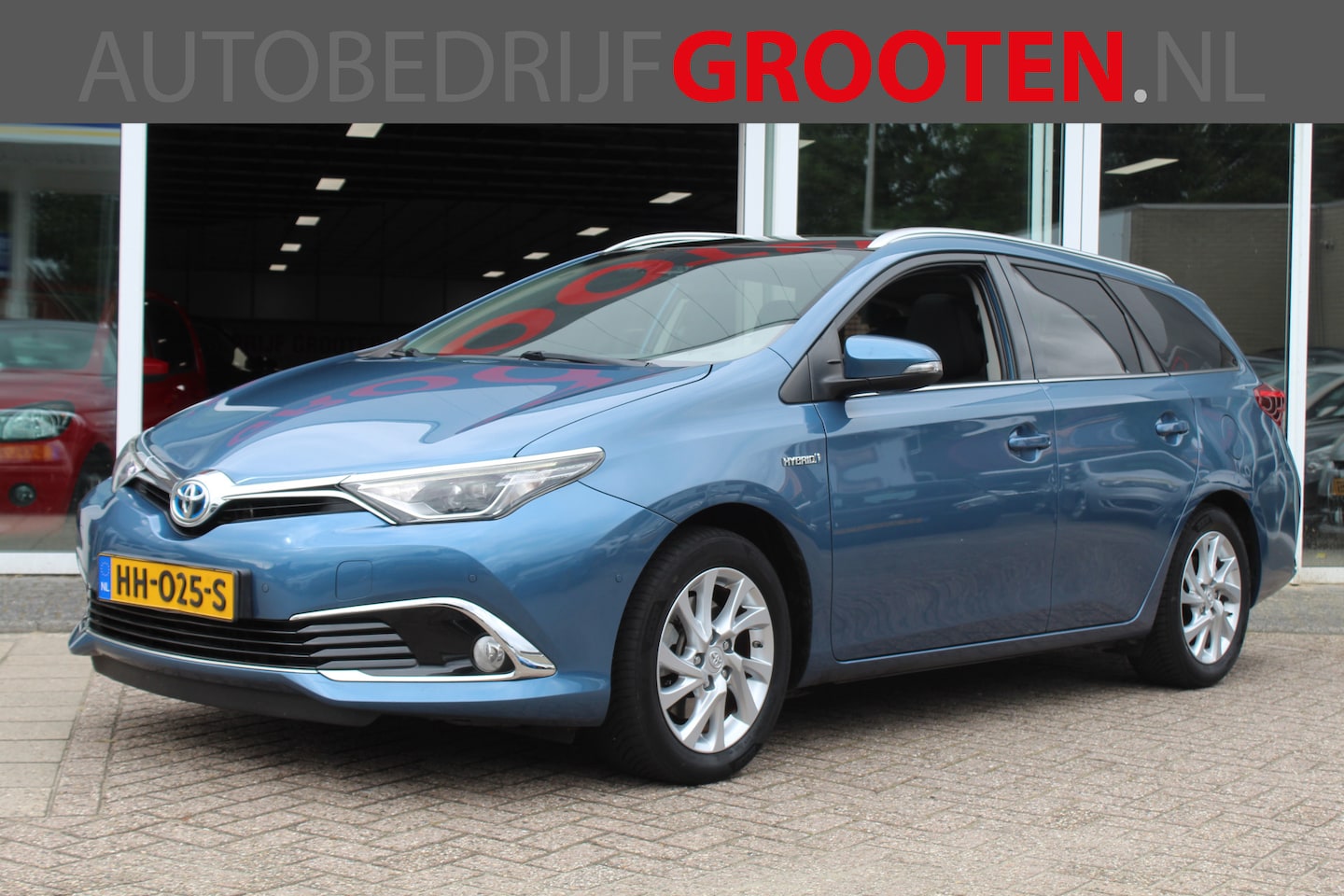 Toyota Auris Touring Sports - 1.8 Hybrid Lease pro//Pano//Leder!! - AutoWereld.nl