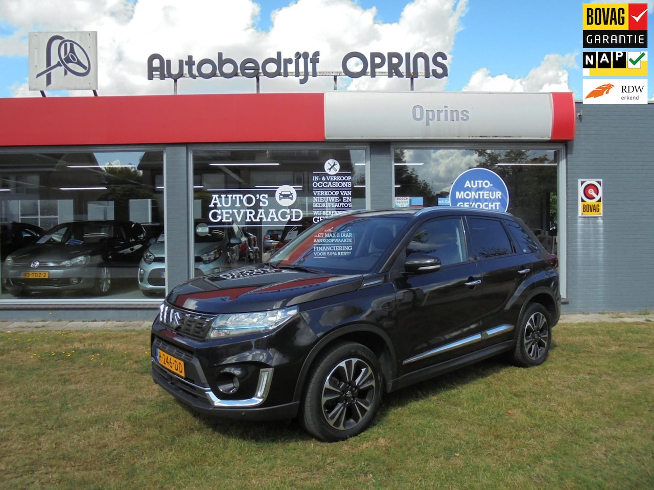 Suzuki Vitara - 1.4 Boosterjet Style Smart Hybrid NL-Auto, 1500KG trekgewicht. - AutoWereld.nl