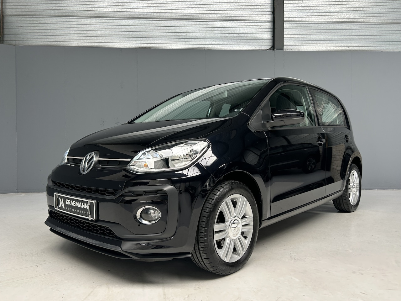 Volkswagen Up! - 1.0 BMT high up! Cruise|Airco|5drs - AutoWereld.nl