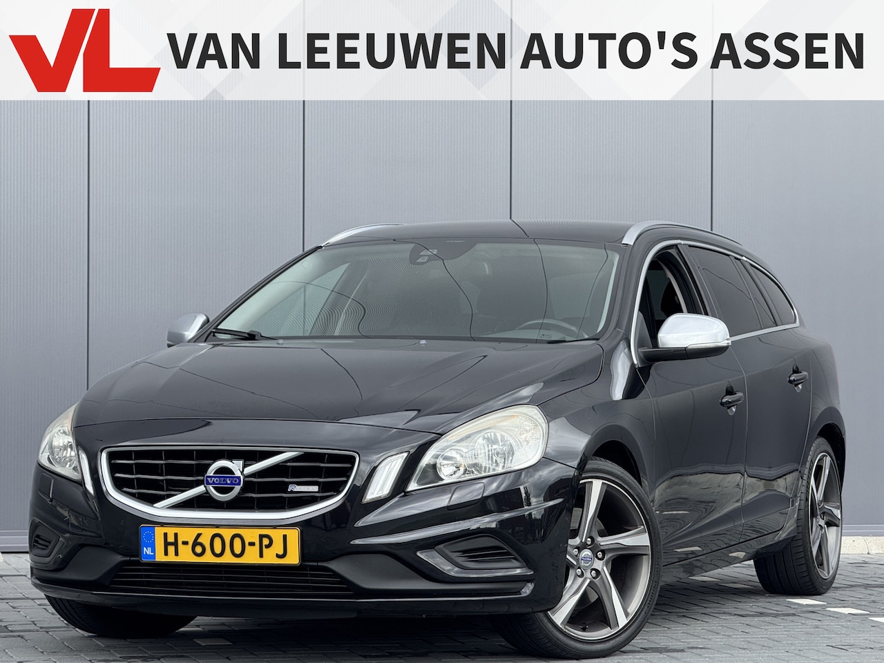 Volvo V60 - 2.0 T5 R-Design | Keyless | Stoelverwarming | R- Design - AutoWereld.nl