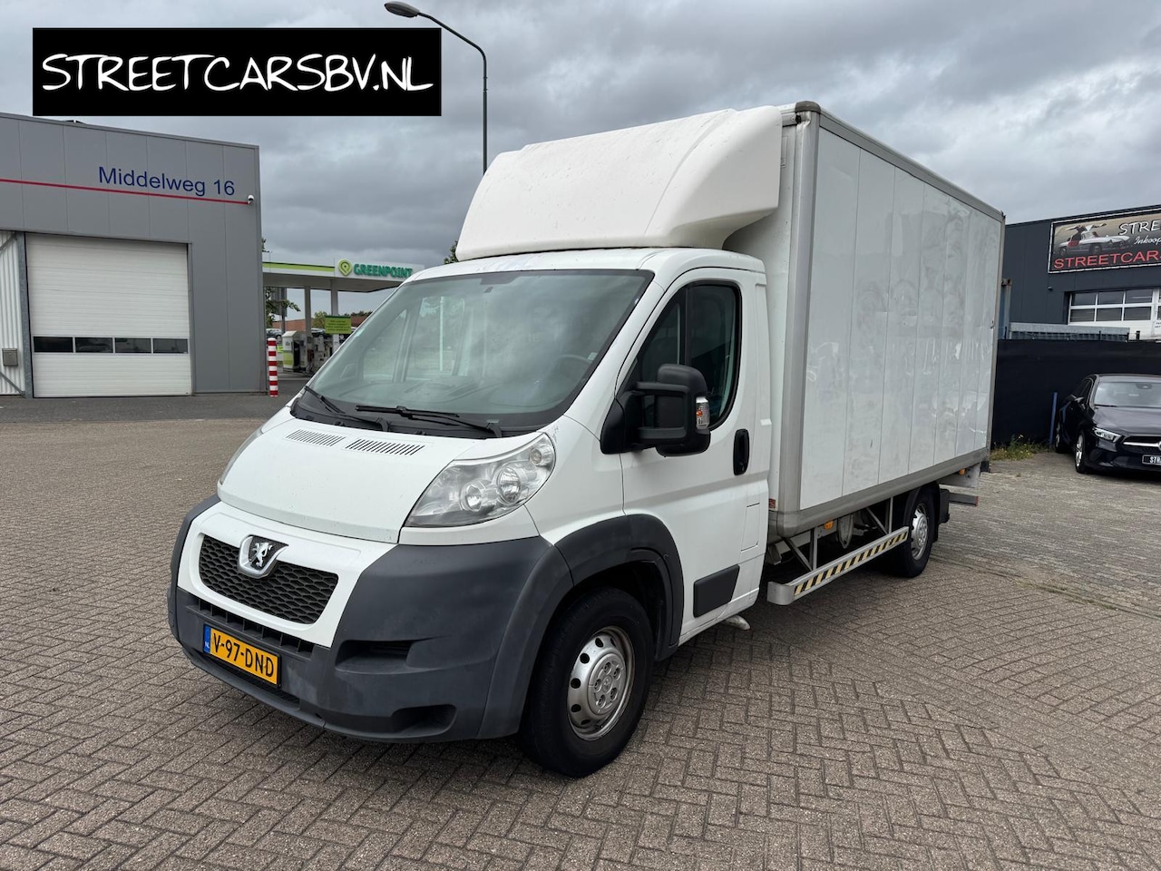 Peugeot Boxer - 335 2.2 HDI L4 XR Bakwagen EXPORT - AutoWereld.nl