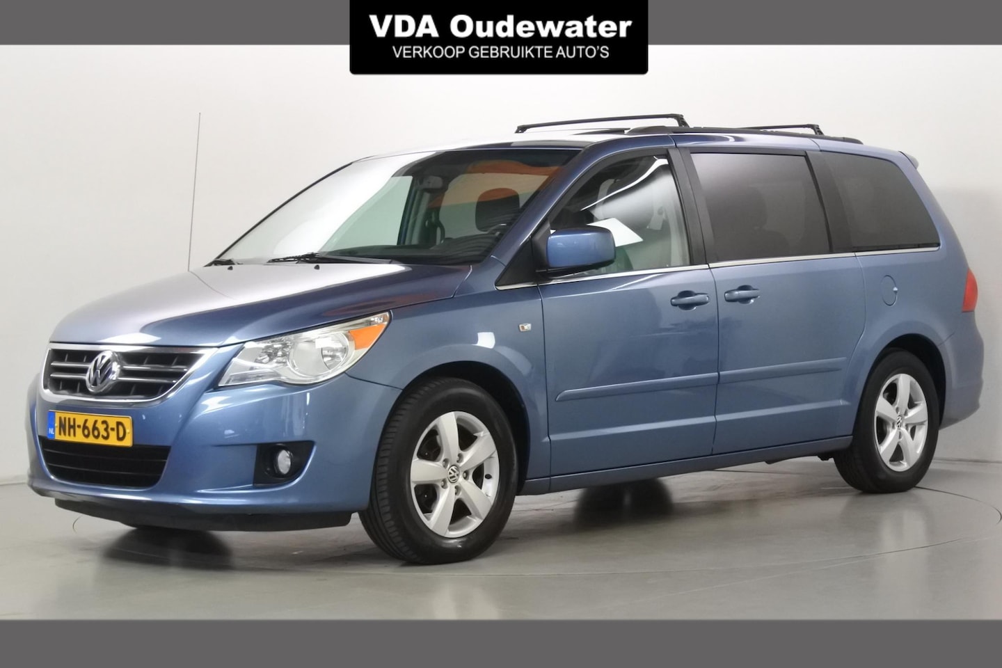 Volkswagen Routan - 3.6 V6 SEL Stow&Go - AutoWereld.nl