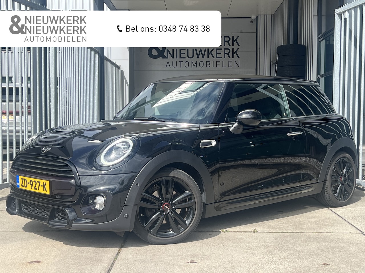 MINI John Cooper Works - Mini 1.5 Cooper Pack | AUTOMAAT | HEAD-UP DISPLAY | HARMAN/KARDON | CARPLAY/ANDROID | NAVI - AutoWereld.nl