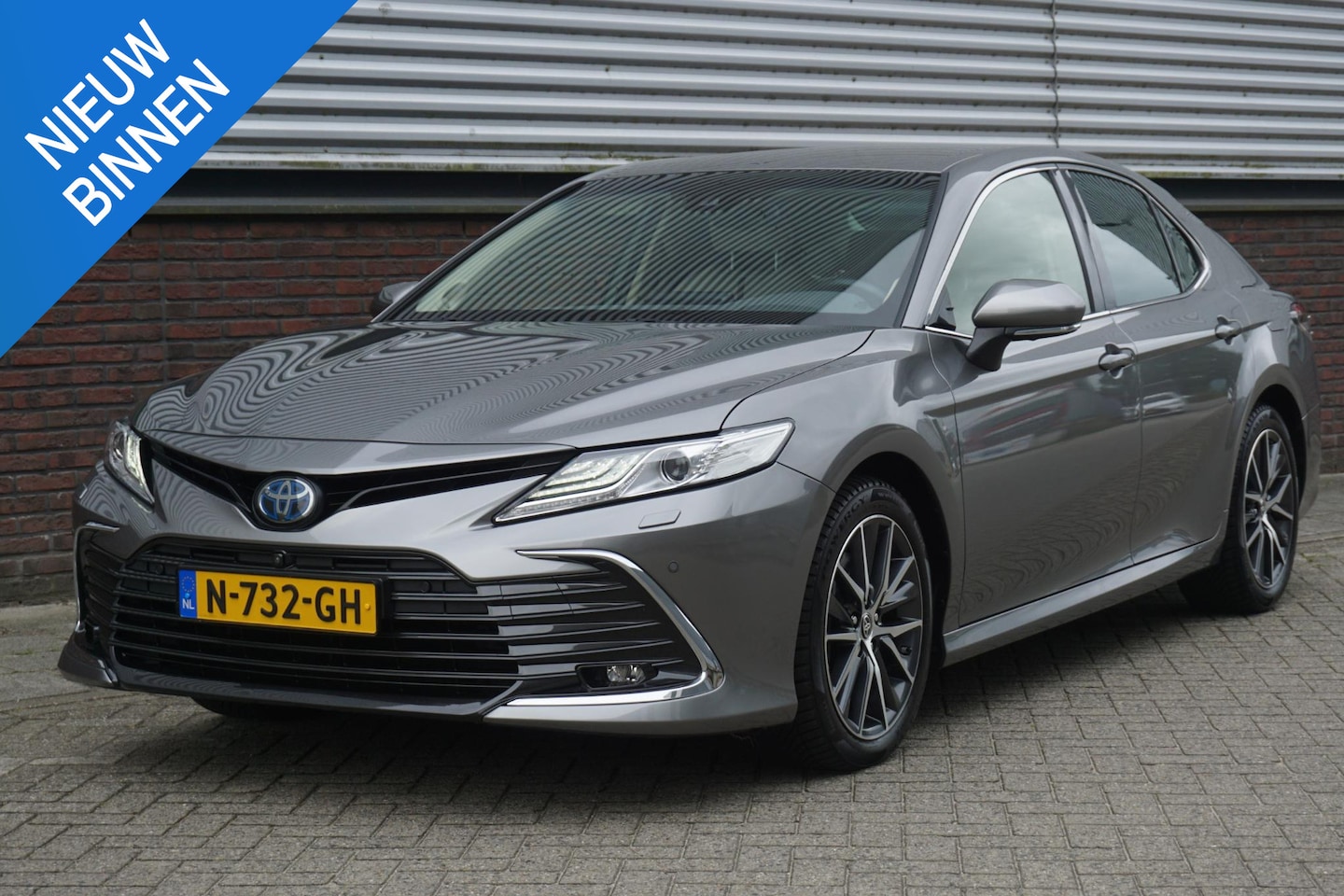 Toyota Camry - 2.5 Hybrid Premium|100% Dealeronderhouden|1e Eig.| Geen import. - AutoWereld.nl