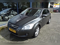 Kia Pro cee'd - 1.4 CVVT X-ecutive climate/cruise