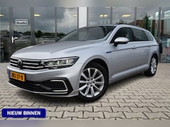 Volkswagen Passat Variant - 1.4 TSI PHEV GTE Business | ACC | Camera | Winter Pakket |