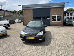 Ford Focus Wagon - 1.6-16V Futura