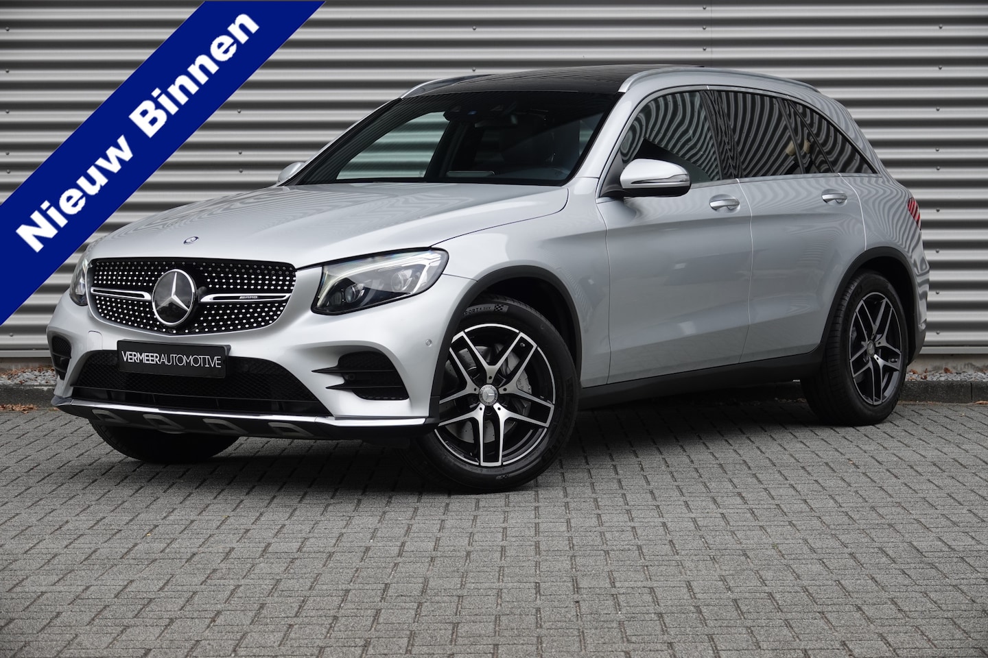 Mercedes-Benz GLC-klasse - 250 4MATIC Edition 1 AMG | Pano | Trekhaak | Distronic | Burmester | - AutoWereld.nl