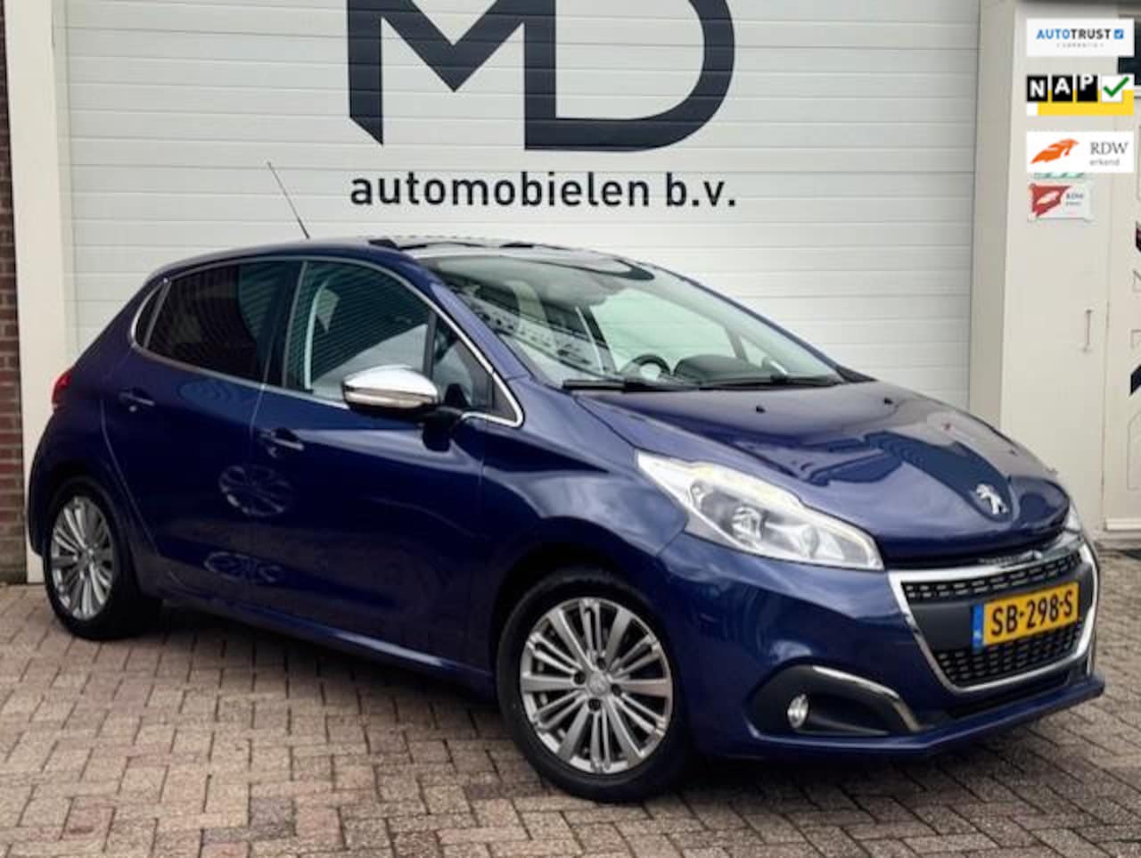 Peugeot 208 - 1.2 Automaat GT-line - Panorama dak -Camera -LED - AutoWereld.nl