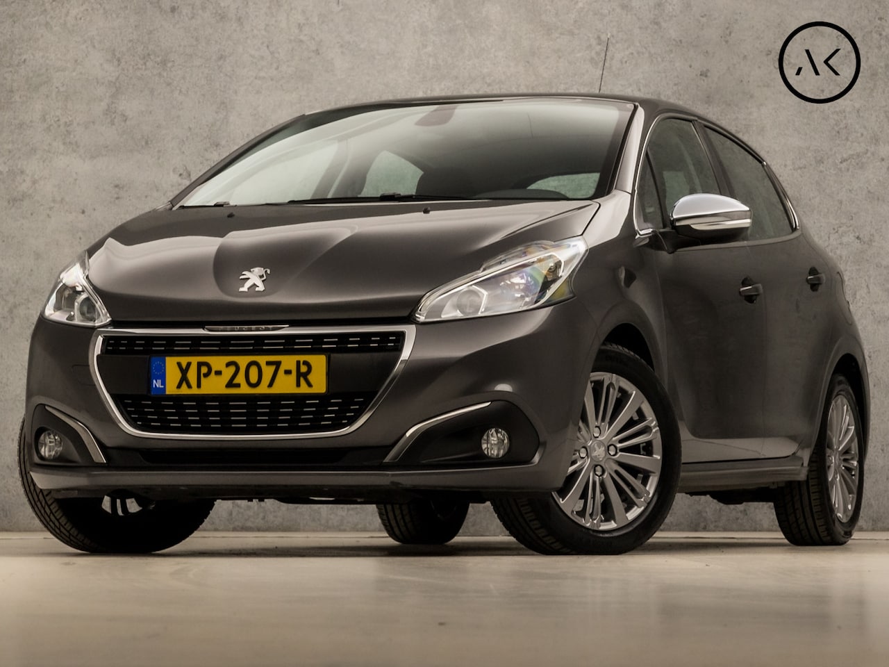 Peugeot 208 - 1.2 PureTech Sport Automaat (APPLE CARPLAY, NAVIGATIE, CLIMATE, SPORTSTOELEN, LM VELGEN, C - AutoWereld.nl