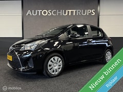 Toyota Yaris - 1.3 VVT-i Aspiration 5 DEURS / AIRCO / CRUISE / CAMERA
