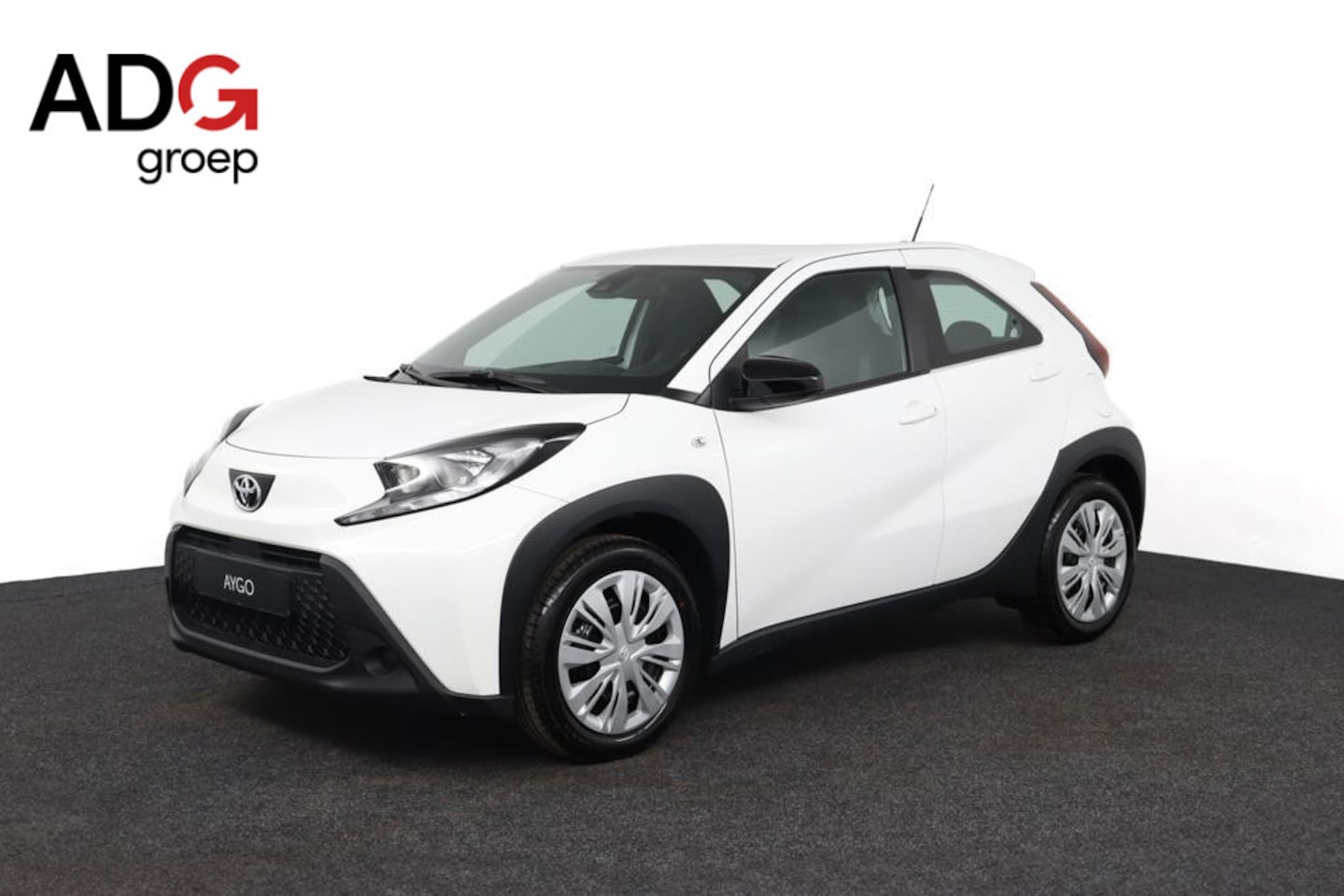 Toyota Aygo X - 1.0 VVT-i MT Play | Apple carplay & Android auto | Parkeerhulp camera | Airco | - AutoWereld.nl