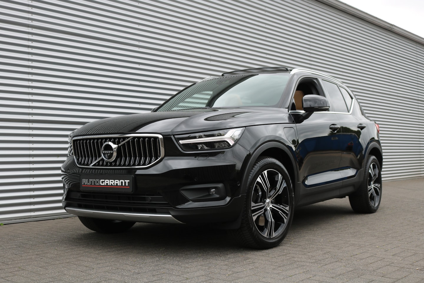 Volvo XC40 - 1.5 T5 Recharge Inscription (Panoramadak Sportleder/Memory Carplay Navi/360Camera HarmanKa - AutoWereld.nl