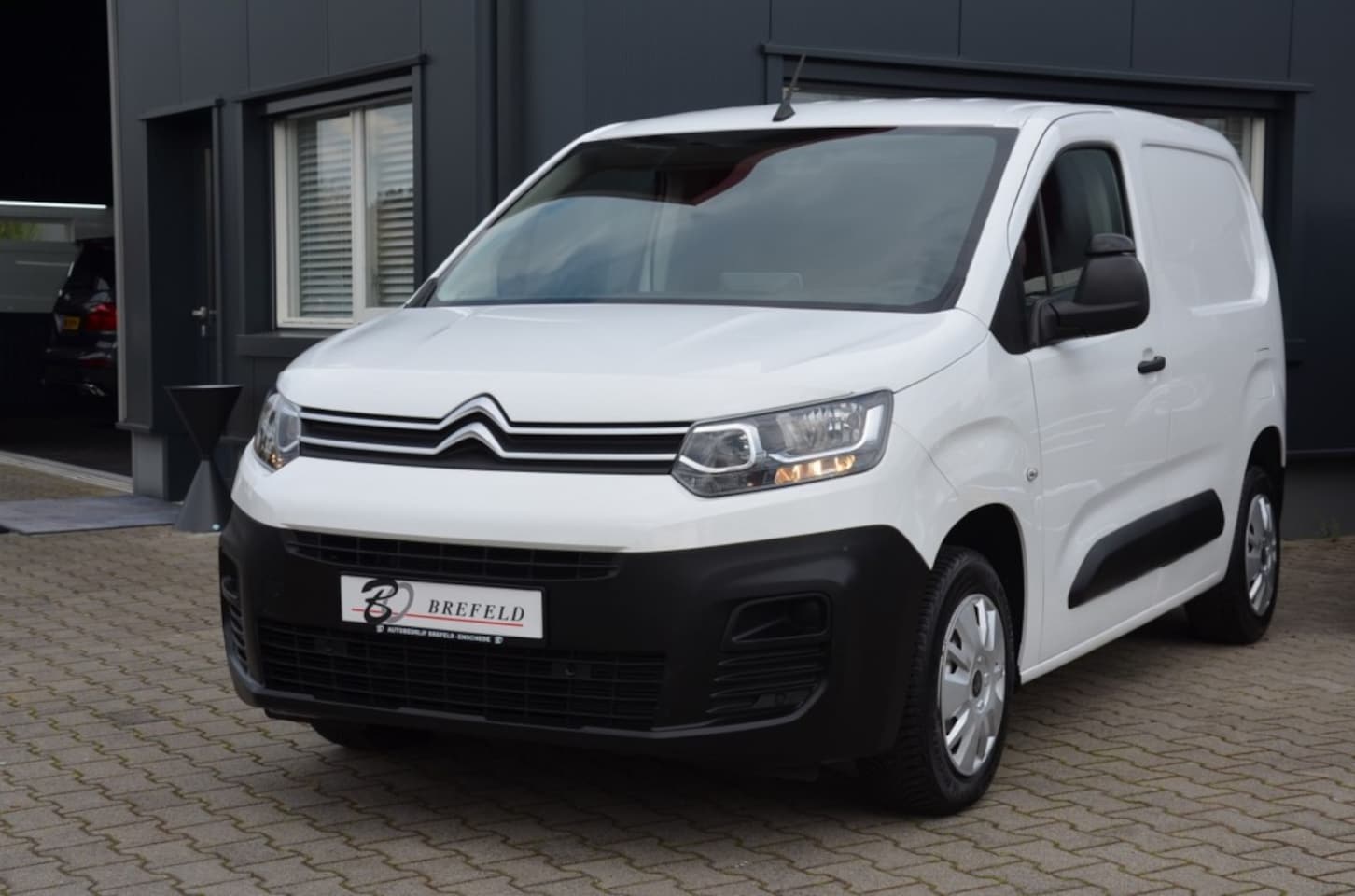 Citroën Berlingo - 1.2  Pure Tech Benzine ***BPM VRIJ**** - AutoWereld.nl