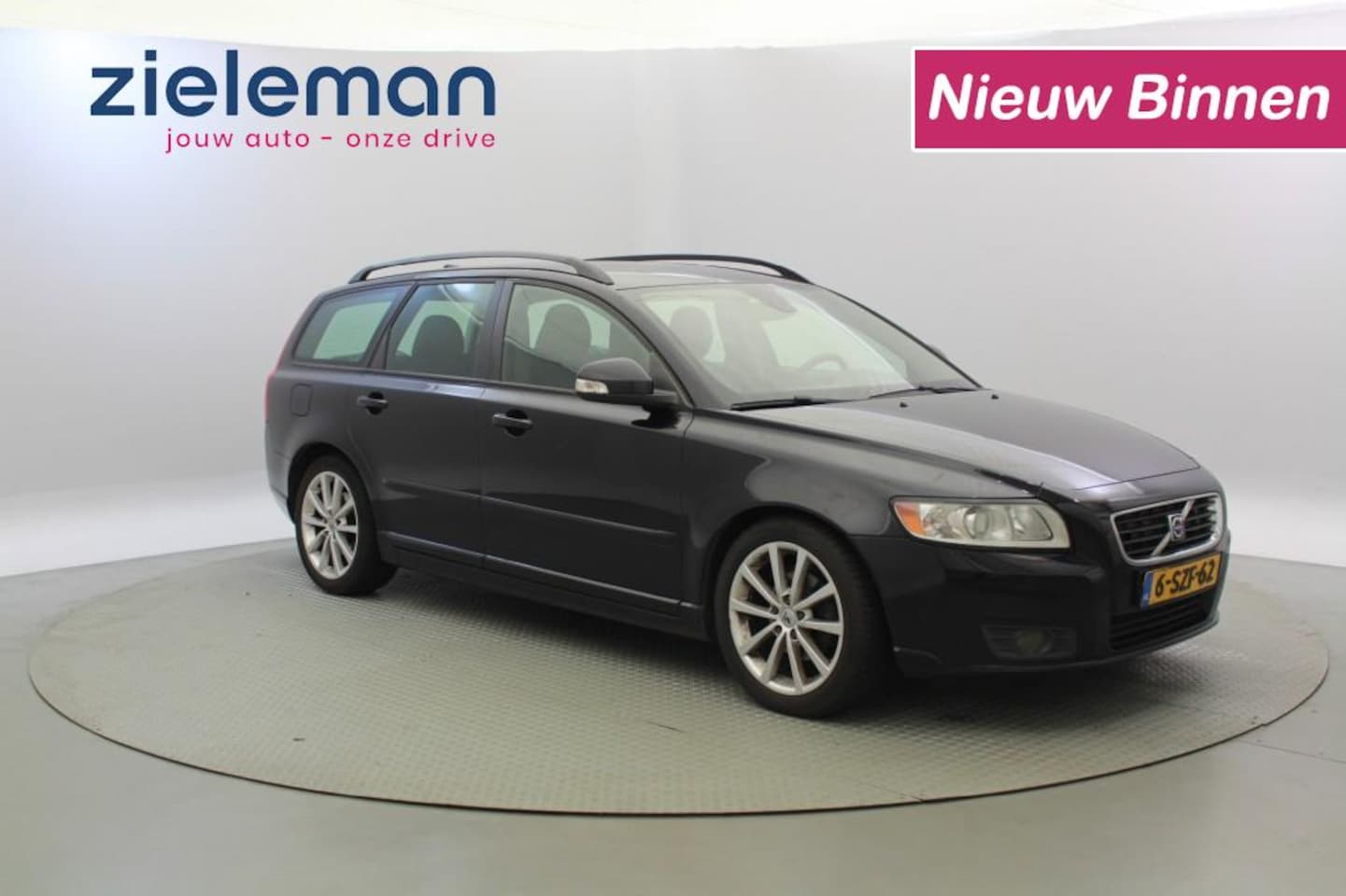 Volvo V50 - 1.6D Summum - Navi, Clima, Leer - AutoWereld.nl