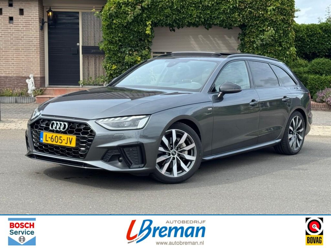 Audi A4 - 40 TFSI QUATTRO S EDITION COMPETITION  Panodak trekhaak - AutoWereld.nl