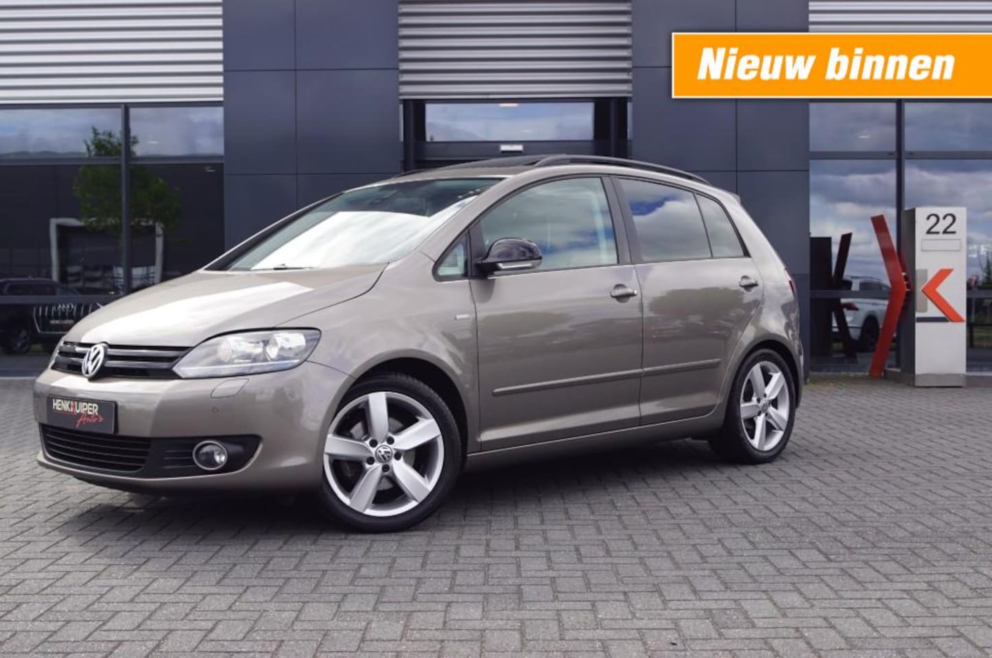 Volkswagen Golf Plus - 1.4 TSI DSG Match / Schuifdak / PDC / Navi / Xenon / Trekhaak afnb. - AutoWereld.nl