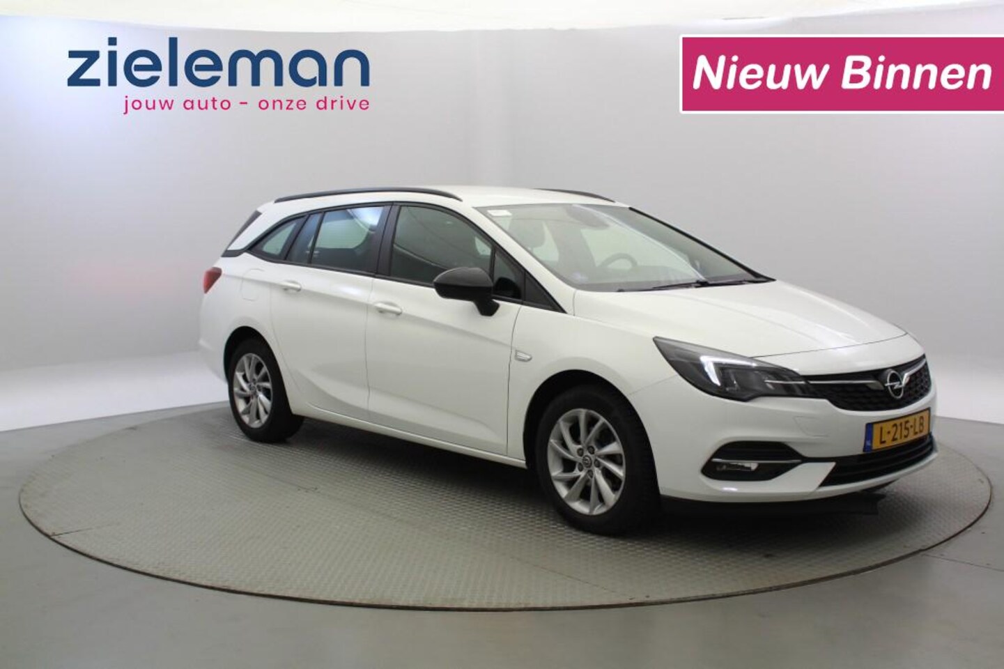 Opel Astra Sports Tourer - 1.2 Edition Sports Tourer  - Cruise, Navi, LM velgen - AutoWereld.nl