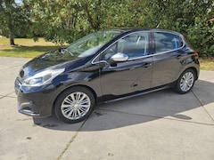 Peugeot 208 - 1.6 Navi en Trekhaak