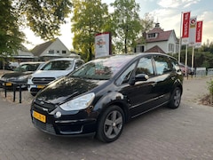 Ford S-Max - 2.0 TREND 7-PERSOONS / NAVI / TREKHAAK / AIRCO-ECC / CRUISE CTR