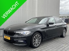 BMW 5-serie - 520D Executive Sportline*DAKJE*CRUISE*CAM*CARPLAY