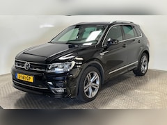 Volkswagen Tiguan - 1.5 TSI ACT Highline Business R automaat benzine parkeesensoren cruisecontrole carplay nav