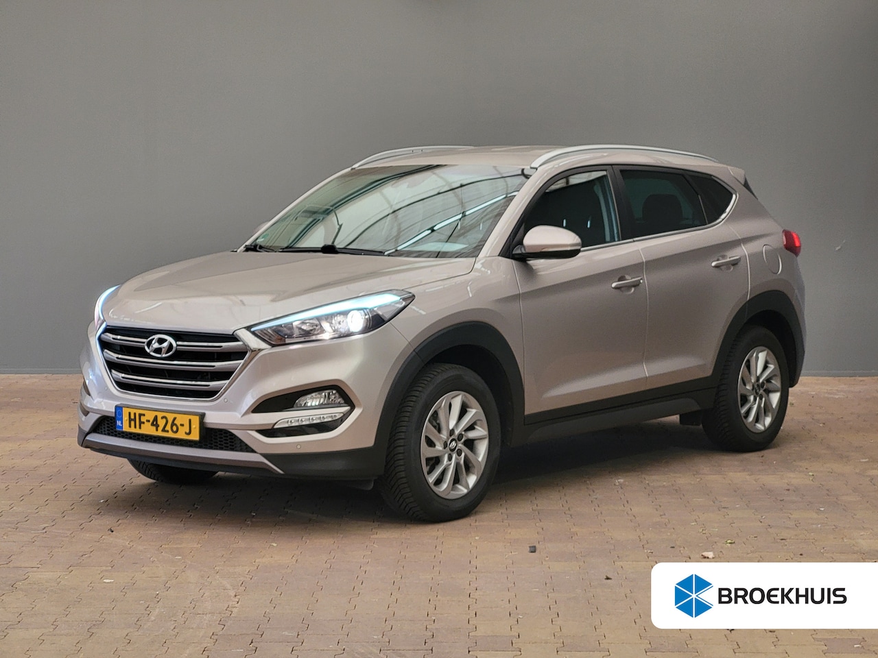Hyundai Tucson - 1.6 GDi Comfort | Achteruitrijcamera | Bluetooth telefoonvoorbereiding | Cruise control - AutoWereld.nl