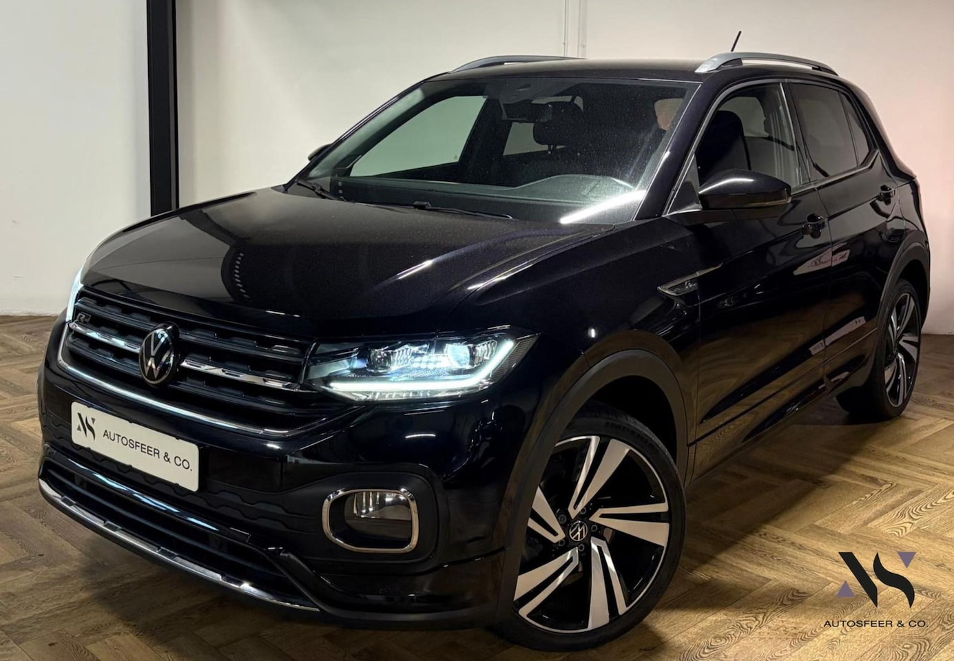 Volkswagen T-Cross - 1.0 TSI R-Line KEYLESS CAM - AutoWereld.nl