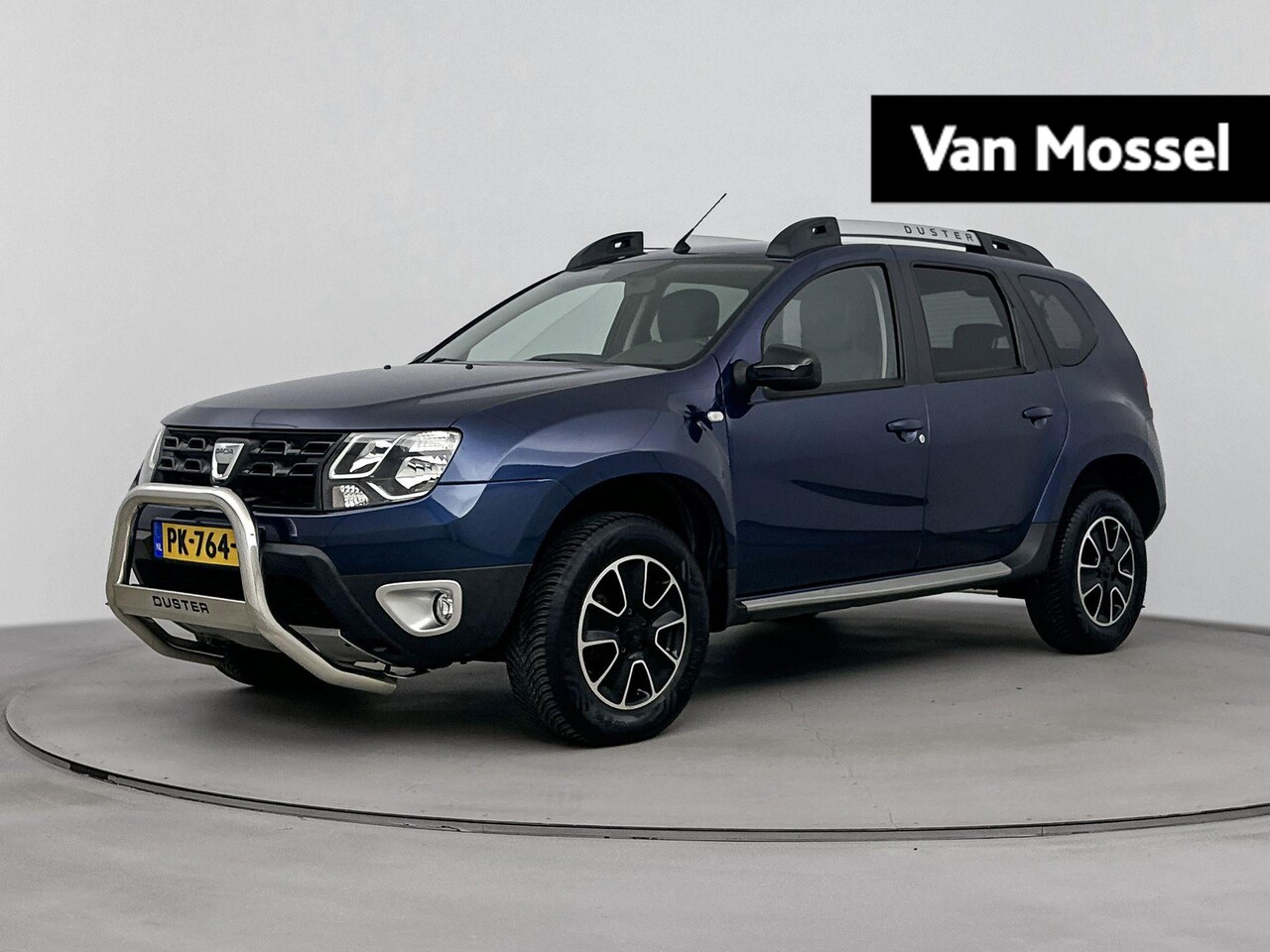 Dacia Duster - 1.2 TCe 125Pk 4x2 Blackshadow | Lederenbekleding | Navigatie | Trekhaak | Airco | Cruise C - AutoWereld.nl