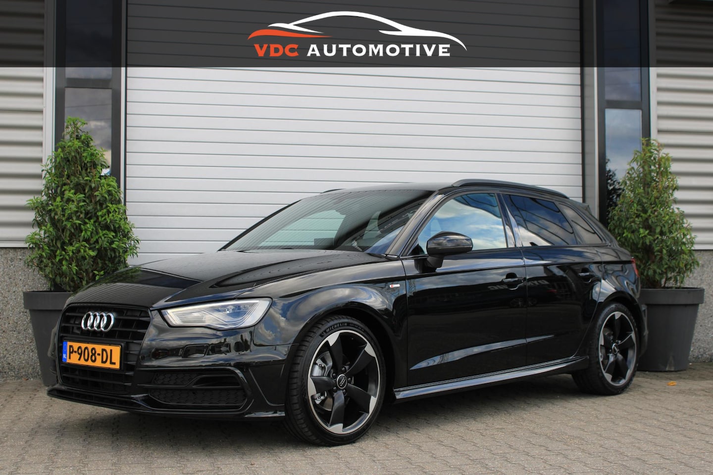Audi A3 Sportback - 1.4 TFSI S-Line 3x S-Line | Keyless | Matrix LED | Cruisecontrol | Navi | Stoelverwarming - AutoWereld.nl