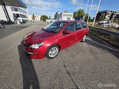 Peugeot 308 SW - 1.2 PureTech Blue Lease Executi 130000 NAP*ve