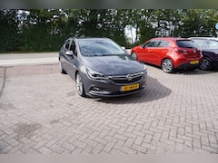 Opel Astra - 1.4 Innovation NAVI CLIMA BOTSHERKENNING