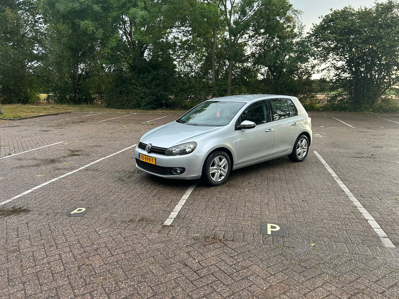 Volkswagen Golf - 1.4 TSI Comfortline Dsg / Cruise control / Airco / Apple carplay / Nette staat - AutoWereld.nl