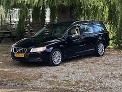 Volvo V70 - 2.5T Momentum